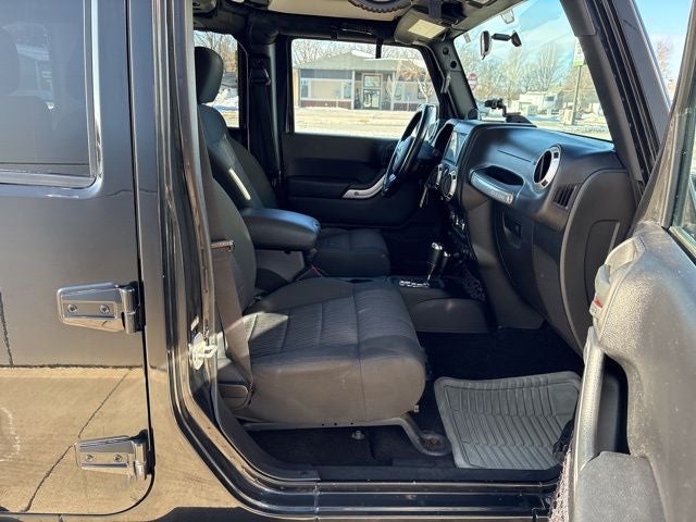 2012 Jeep Wrangler Unlimited Sahara