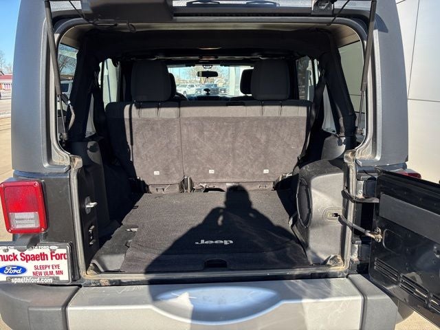 2012 Jeep Wrangler Unlimited Sahara