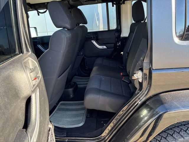 2012 Jeep Wrangler Unlimited Sahara