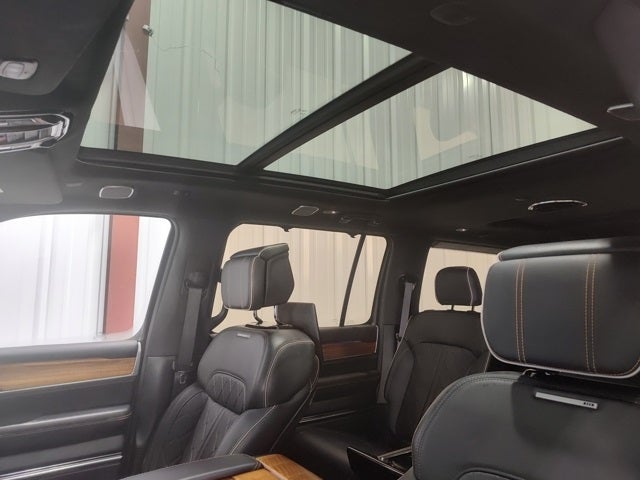 2023 Jeep Grand Wagoneer Series III