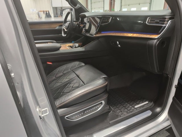 2023 Jeep Grand Wagoneer Series III