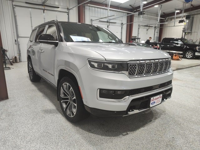 2023 Jeep Grand Wagoneer Series III