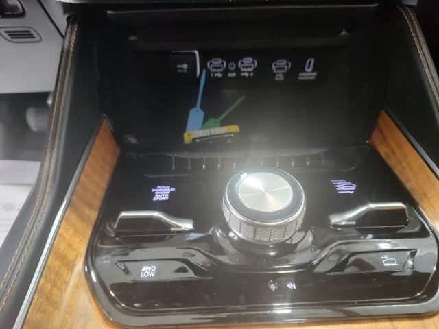 2023 Jeep Grand Wagoneer Series III