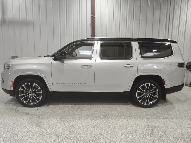 2023 Jeep Grand Wagoneer Series III