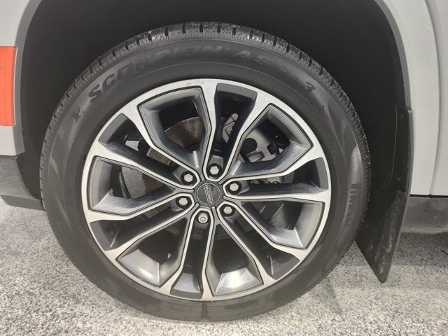 2023 Jeep Grand Wagoneer Series III