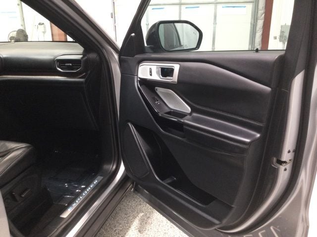 2021 Ford Explorer Platinum