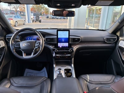 2022 Ford Explorer Platinum