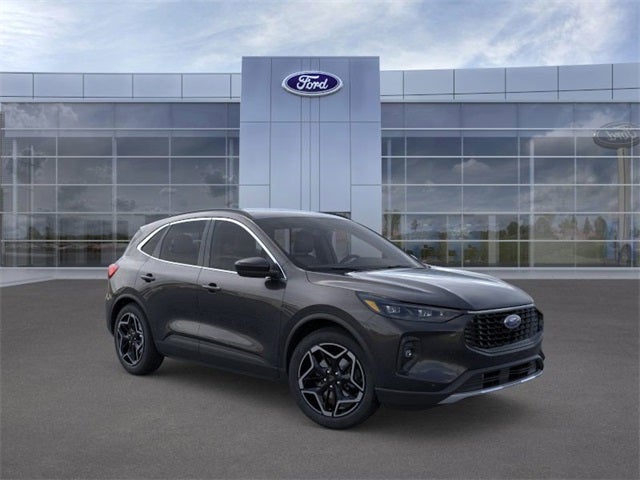 2026 Ford Escape Platinum