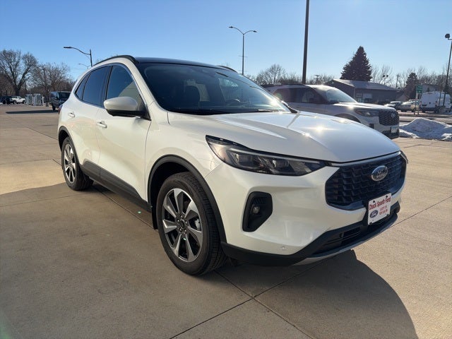 2025 Ford Escape Platinum