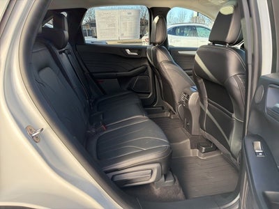 2025 Ford Escape Platinum