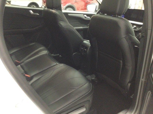 2026 Ford Escape Hybrid Platinum