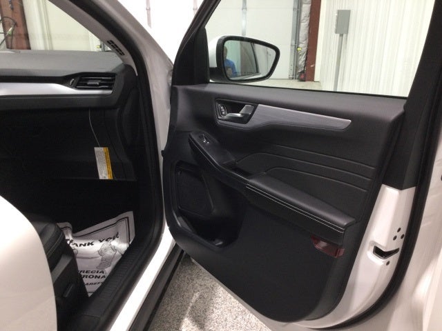 2026 Ford Escape Hybrid Platinum