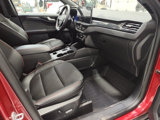 2026 Ford Escape ST-Line Select