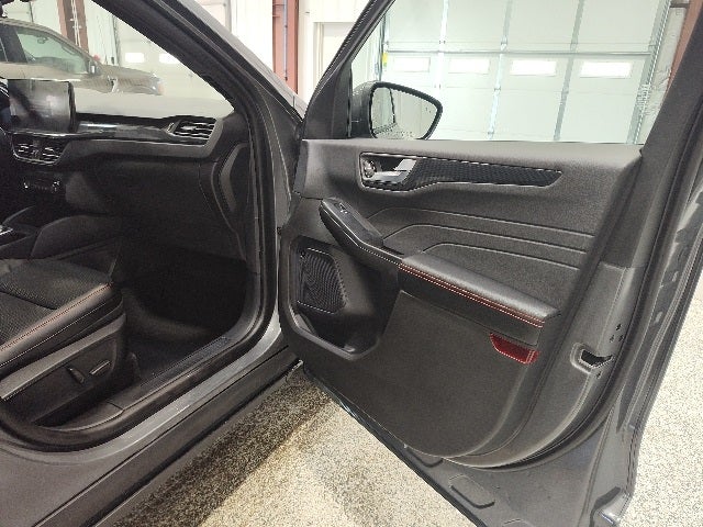 2026 Ford Escape Hybrid ST-Line Select