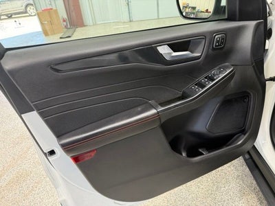 2024 Ford Escape ST-Line Elite