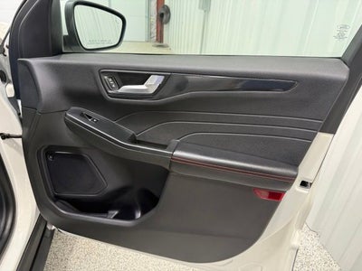 2024 Ford Escape ST-Line Elite
