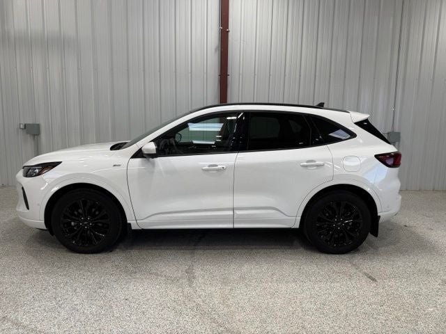 2024 Ford Escape ST-Line Elite