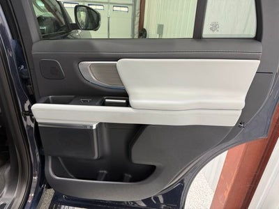 2027 Ford Expedition Platinum