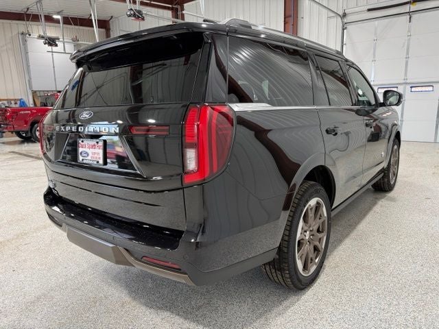 2027 Ford Expedition King Ranch