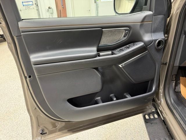 2027 Ford Expedition Tremor