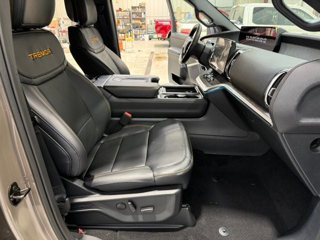 2027 Ford Expedition Tremor