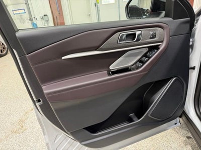 2026 Ford Explorer Platinum