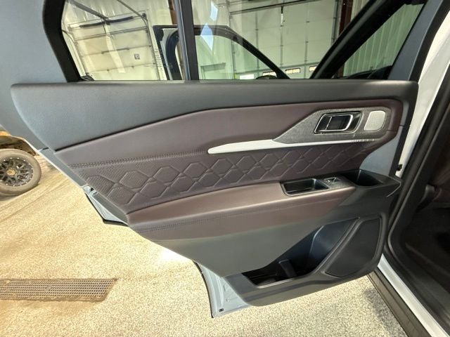 2027 Ford Explorer Platinum