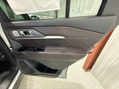 2027 Ford Explorer Platinum