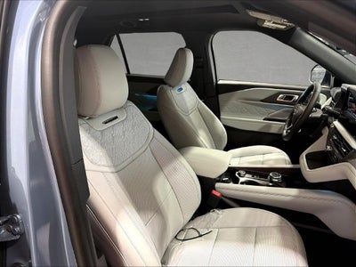 2027 Ford Explorer Platinum