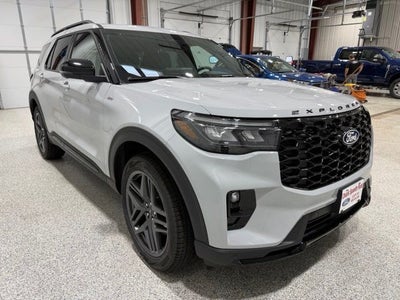 2027 Ford Explorer ST-Line