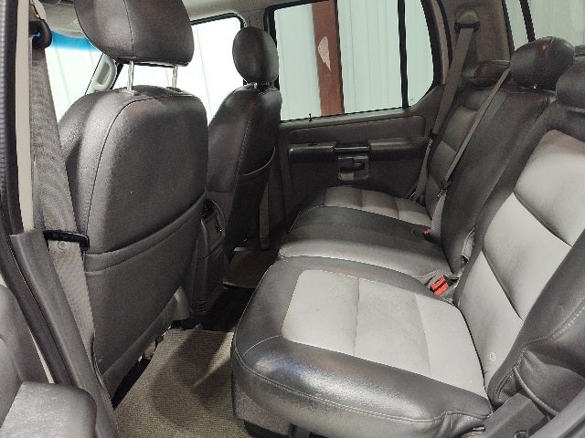 2004 Ford Explorer Sport Trac XLT