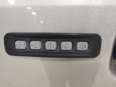 2004 Ford Explorer Sport Trac XLT