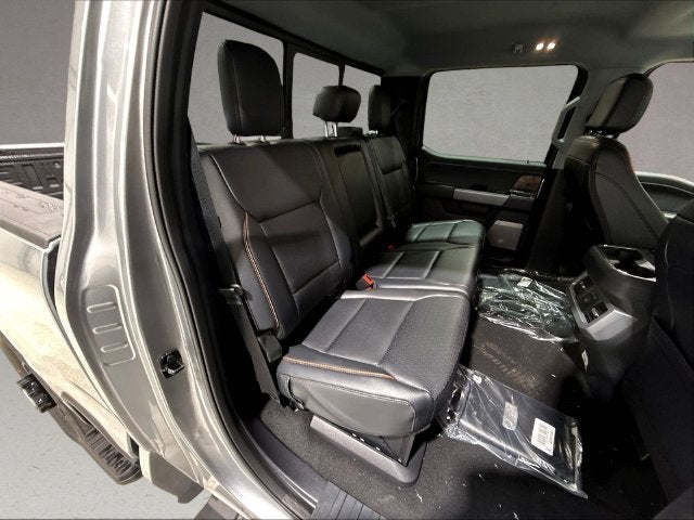 2027 Ford F-350SD Lariat