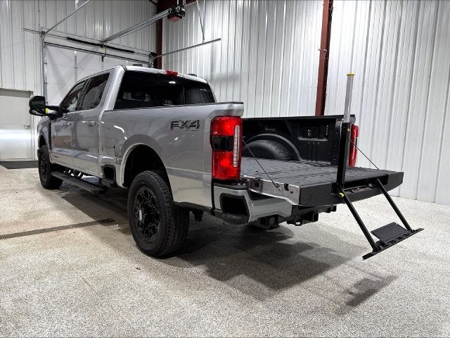 2027 Ford F-350SD Lariat