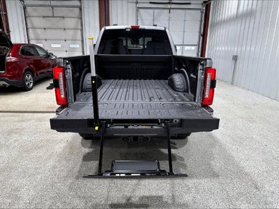 2027 Ford F-350SD Lariat