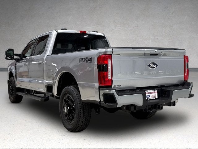 2027 Ford F-350SD Lariat