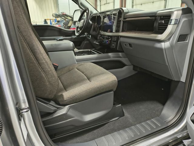 2027 Ford F-350SD XLT
