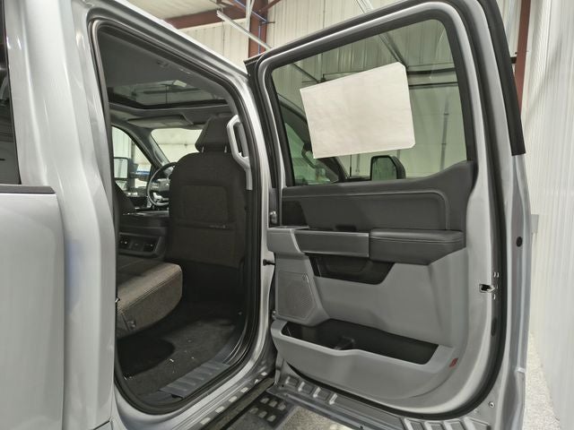 2027 Ford F-350SD XLT