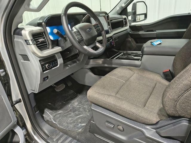 2027 Ford F-350SD XLT