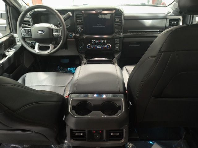 2027 Ford F-350SD Lariat
