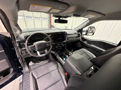 2027 Ford F-350SD Lariat