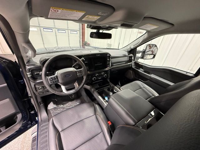 2027 Ford F-350SD Lariat