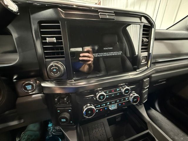 2027 Ford F-350SD Lariat