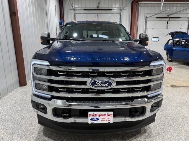 2027 Ford F-350SD Lariat