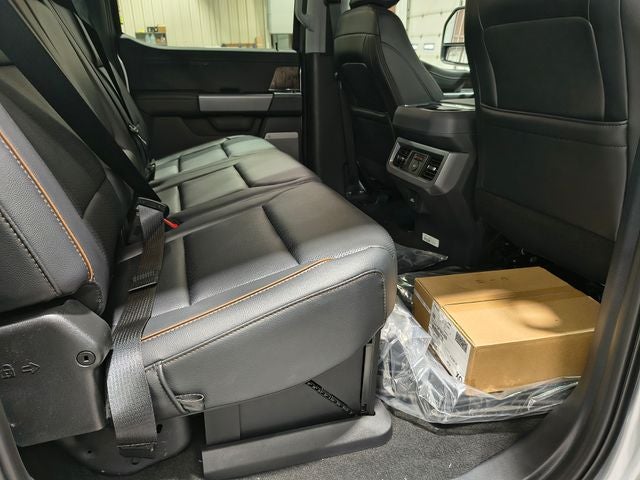 2027 Ford F-350SD Lariat