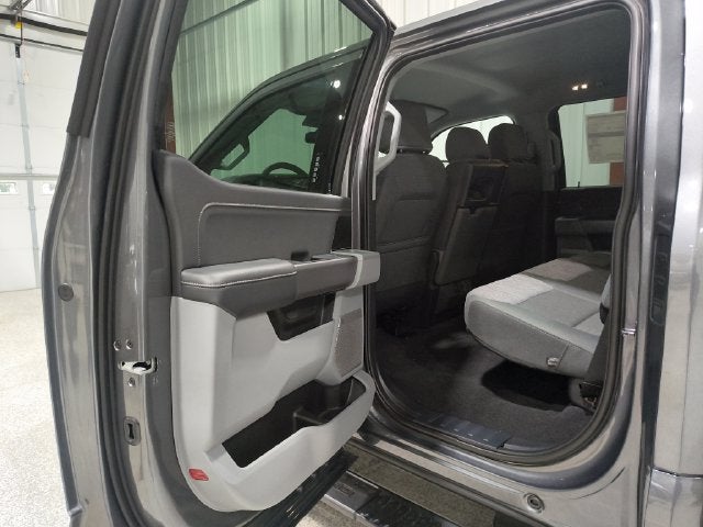 2027 Ford F-350SD XLT