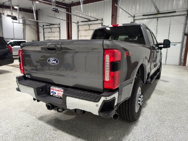 2027 Ford F-350SD XLT