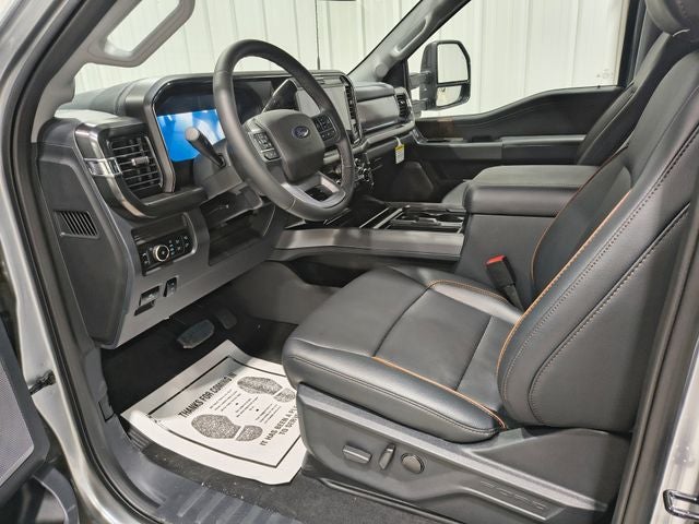 2027 Ford F-350SD Lariat