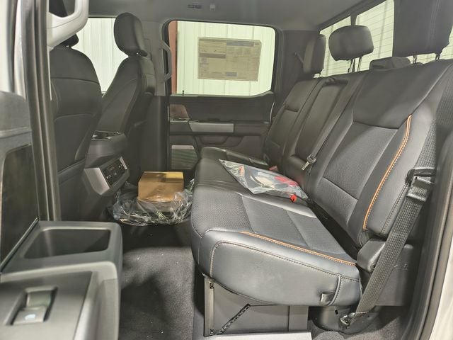 2027 Ford F-350SD Lariat