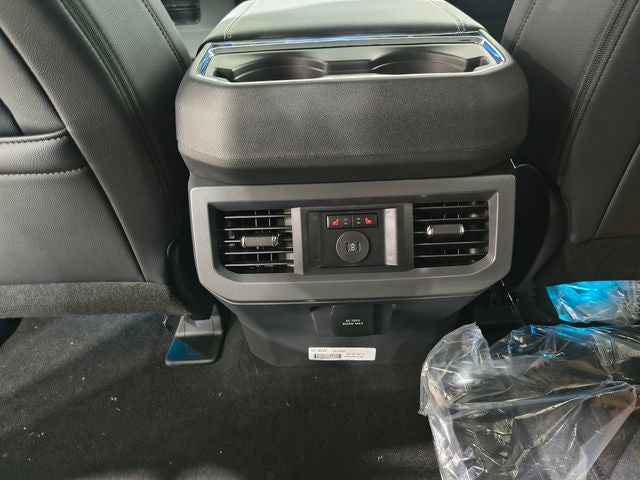 2027 Ford F-350SD Lariat
